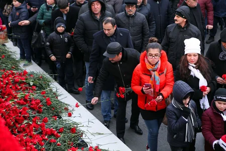 Cüdo Federasiyasının rəhbərliyi və kollektivi Şəhidlər Xiyabanını ziyarət edib