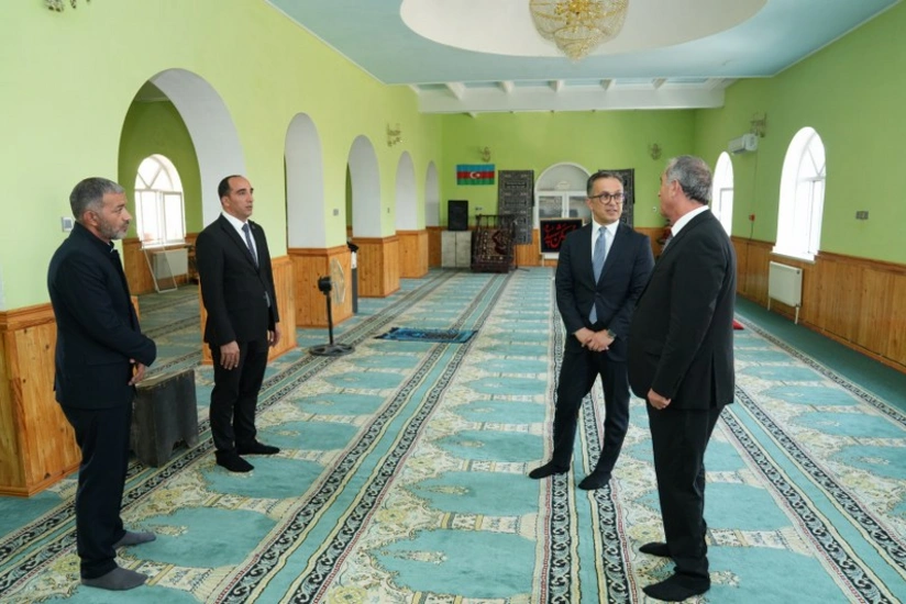  Dövlət Komitəsinin sədri Hacıqabulda məscidləri ziyarət edib