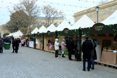 İçərişəhərdə “Sehrli qala” yarmarkası start götürüb