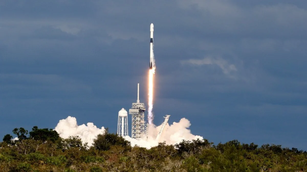 Первая ступень Falcon 9 упала в океан при попытке возвращения на космодром - ВИДЕО - ОБНОВЛЕНО