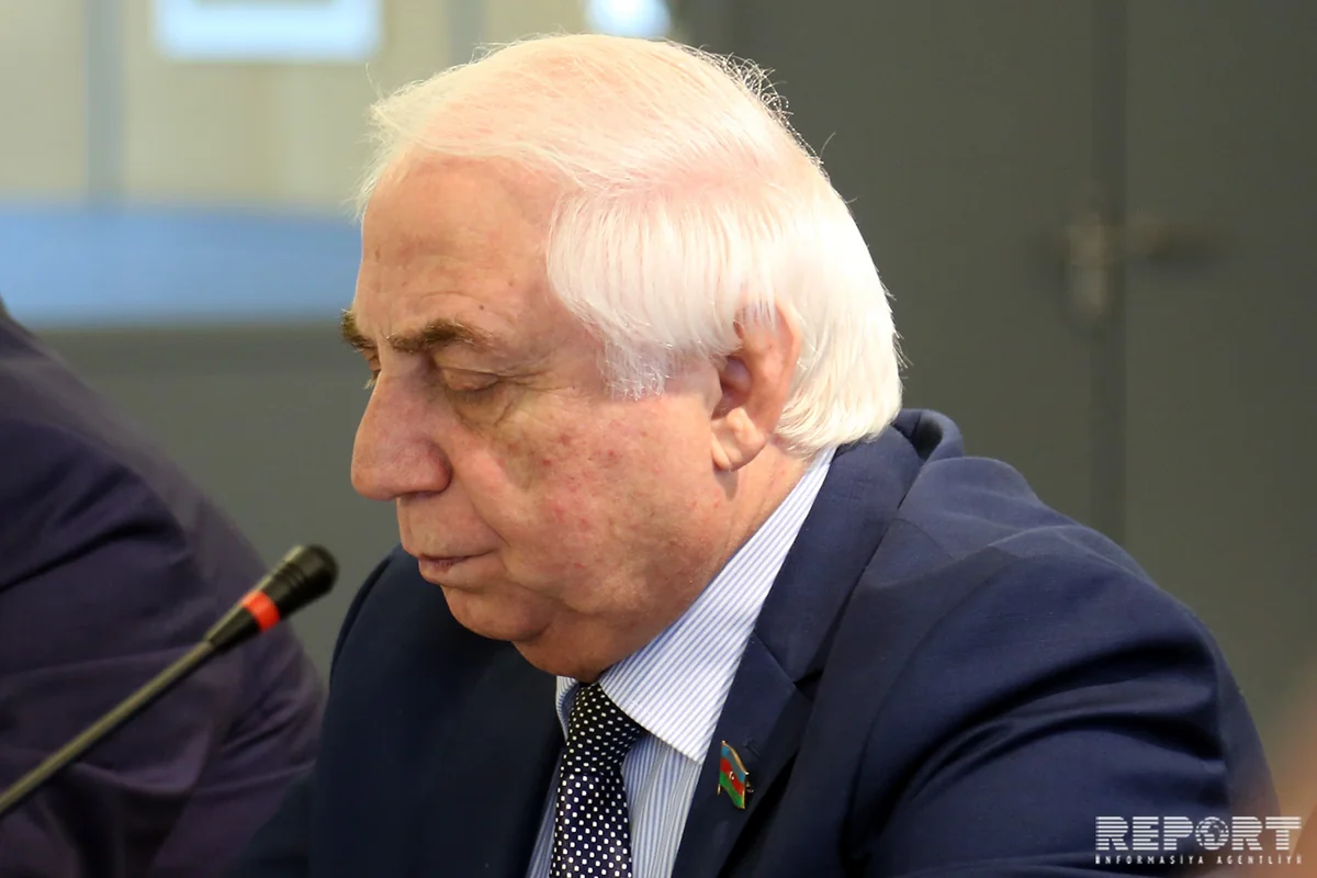 Milli Məclisin komitə sədri: “Sahibkarlar boş iş yerlərinin sayını gizlədirlər”