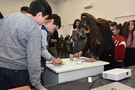 Laçına qayıdanların yeni şəraitə adaptasiyasına kömək üçün təlimlər keçirilib