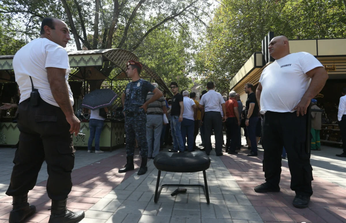 Ermənilər arasında atışma olub, xəsarət alan var