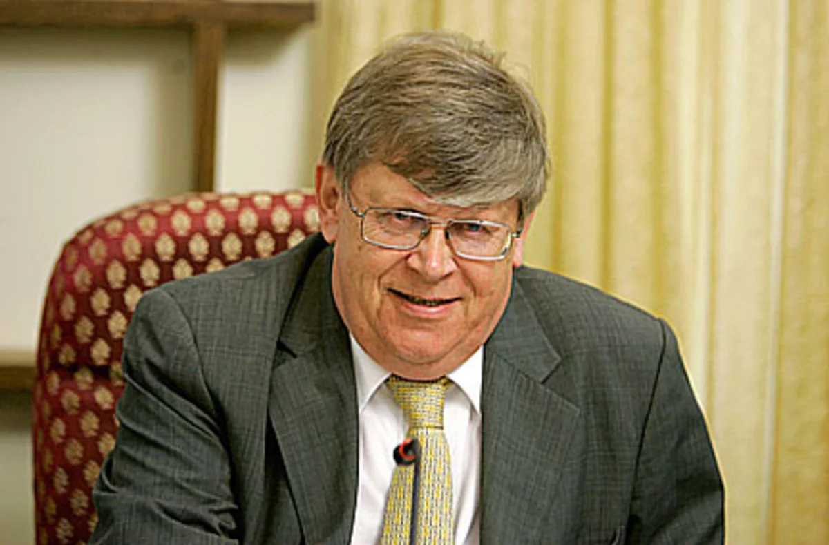 ​Olli Heinonen: İran beynəlxalq nüvə mərkəzlərindən biri olacaq