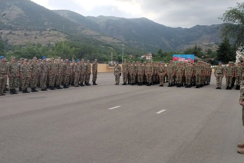 Azərbaycan Ordusunda hərbi vəzifəlilərin təlim toplanışı davam edir