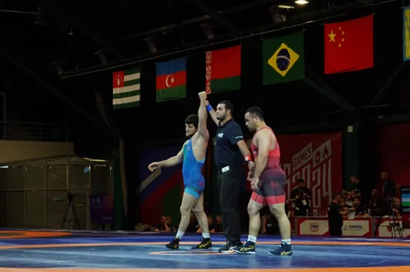 Azərbaycan güləşçiləri bu gün Tatarıstanda altı medal qazanıblar