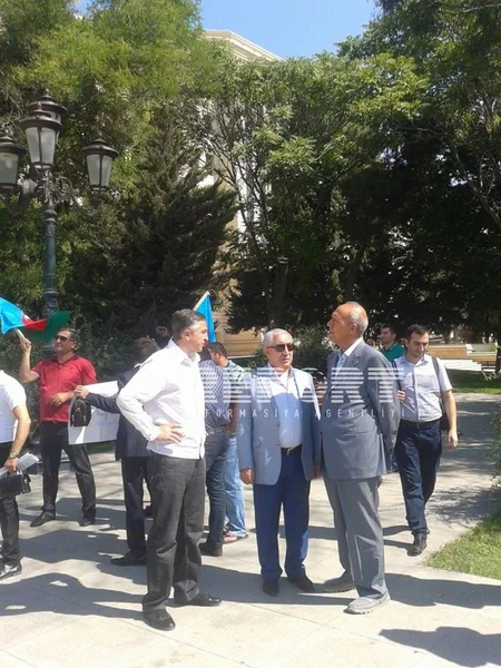 ​Türkiyənin Azərbaycandakı səfirliyinin qarşısında aksiya keçirilib - FOTO