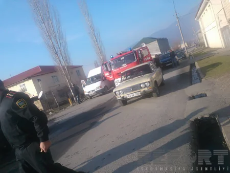 ​Qaxda iki avtomobil toqquşub, 4 nəfər xəsarət alıb - FOTO