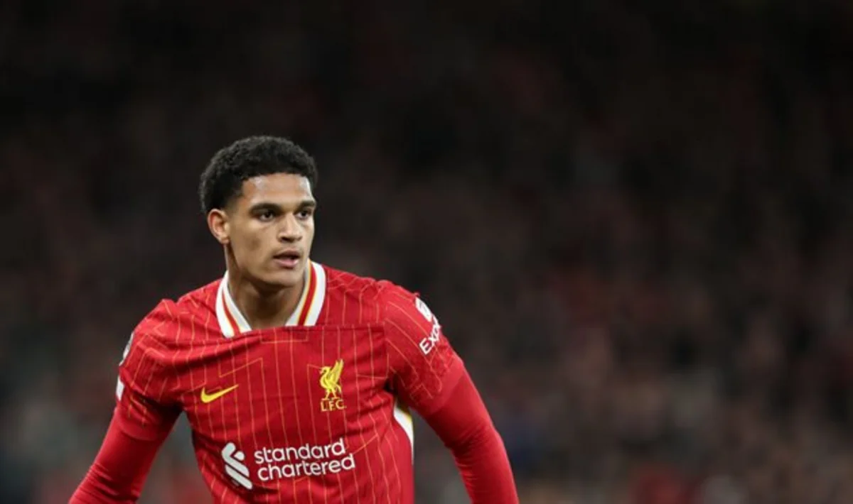 Liverpulun futbolçusu Premyer Liqada klubunu dəyişə bilər