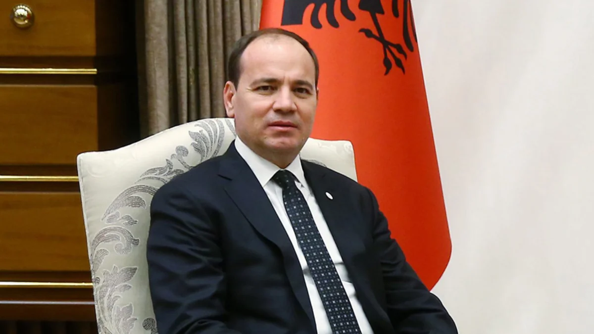 Умер экс-президент Албании