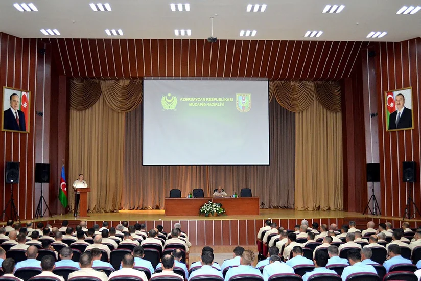 Azərbaycan Ordusunun şəxsi heyətlə iş üzrə zabitlərinin və psixoloqların toplantısı keçirilib