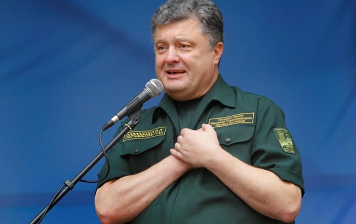 Порошенко: На востоке Украины погибли более 1200 военных и добровольцев
