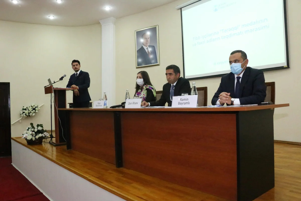Səhiyyə işçilərinə dövlət mükafatları təqdim edilib