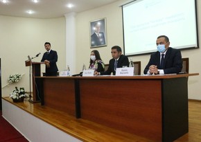 Səhiyyə işçilərinə dövlət mükafatları təqdim edilib