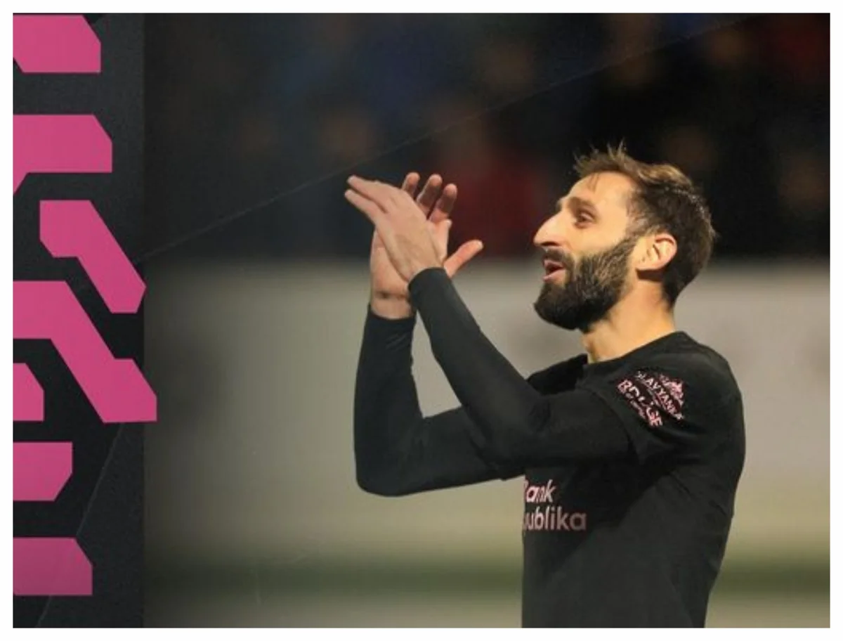 Sabah gürcüstanlı futbolçusu ilə vidalaşıb