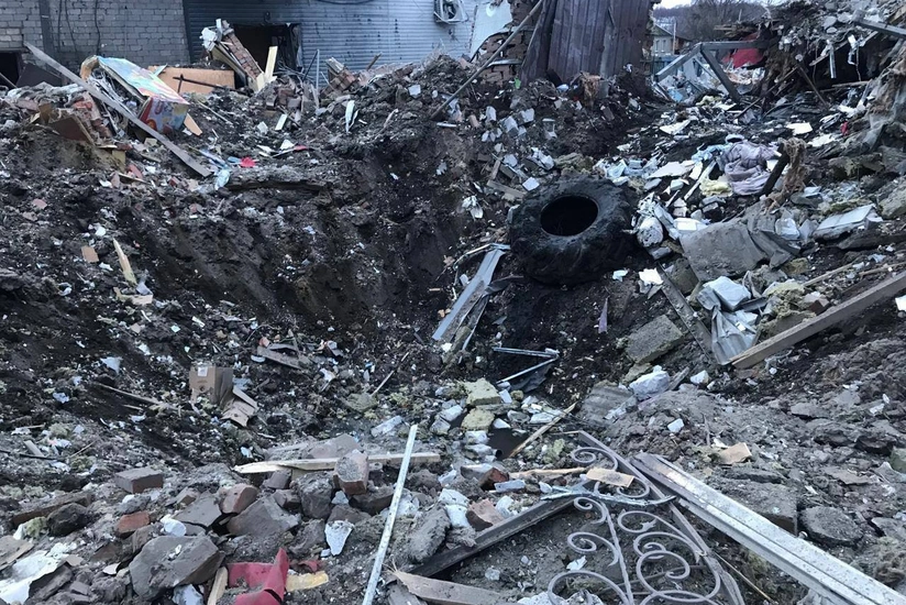 Russian S-300 missile strike on Ukrainian city of Zolochiv kills two-month-old baby