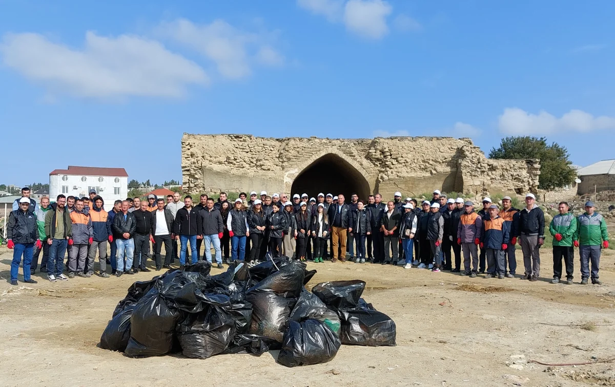 Şah Sultan Hüseyn məscidi bərpa ediləcək