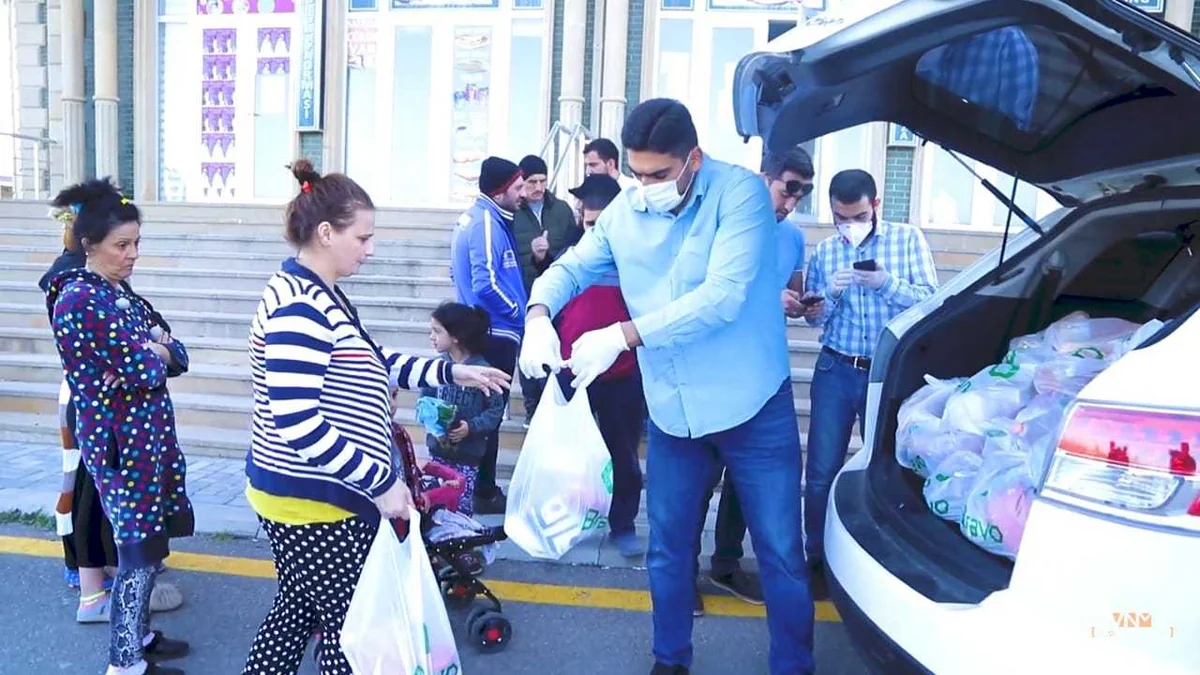Bir qrup konüllü gənc “Biganə qalma” aksiyasına başladı - VİDEO