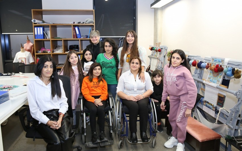 Leyla Əliyeva DOST İnklüziv İnkişaf və Yaradıcılıq Mərkəzində olub