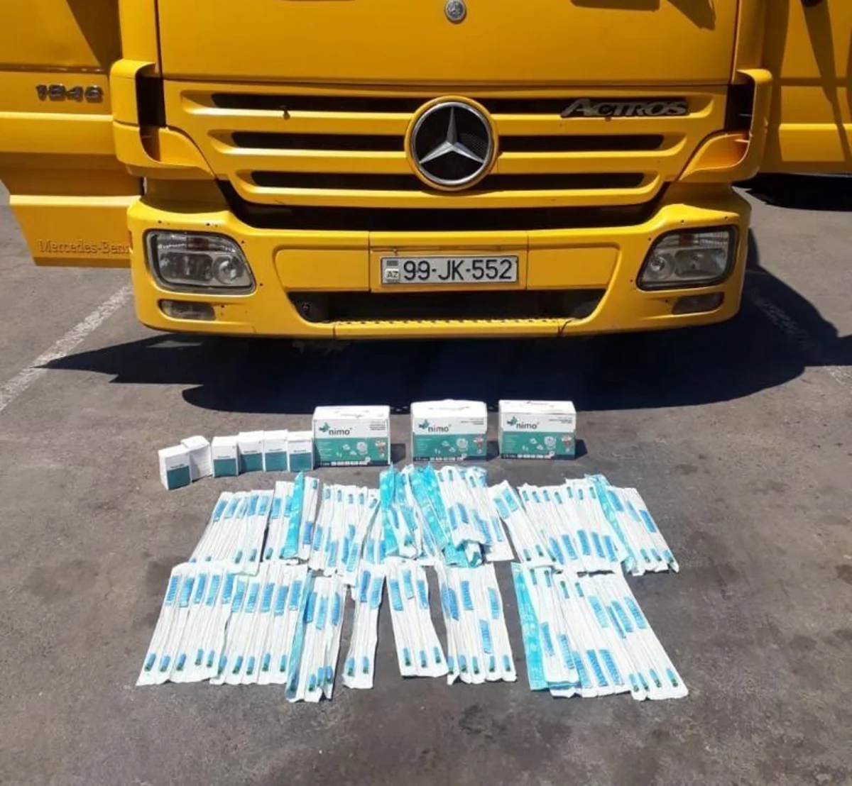 Gürcüstandan tibbi ləvazimatlar və dərman preparatların keçirilməsinin qarşısı alındı