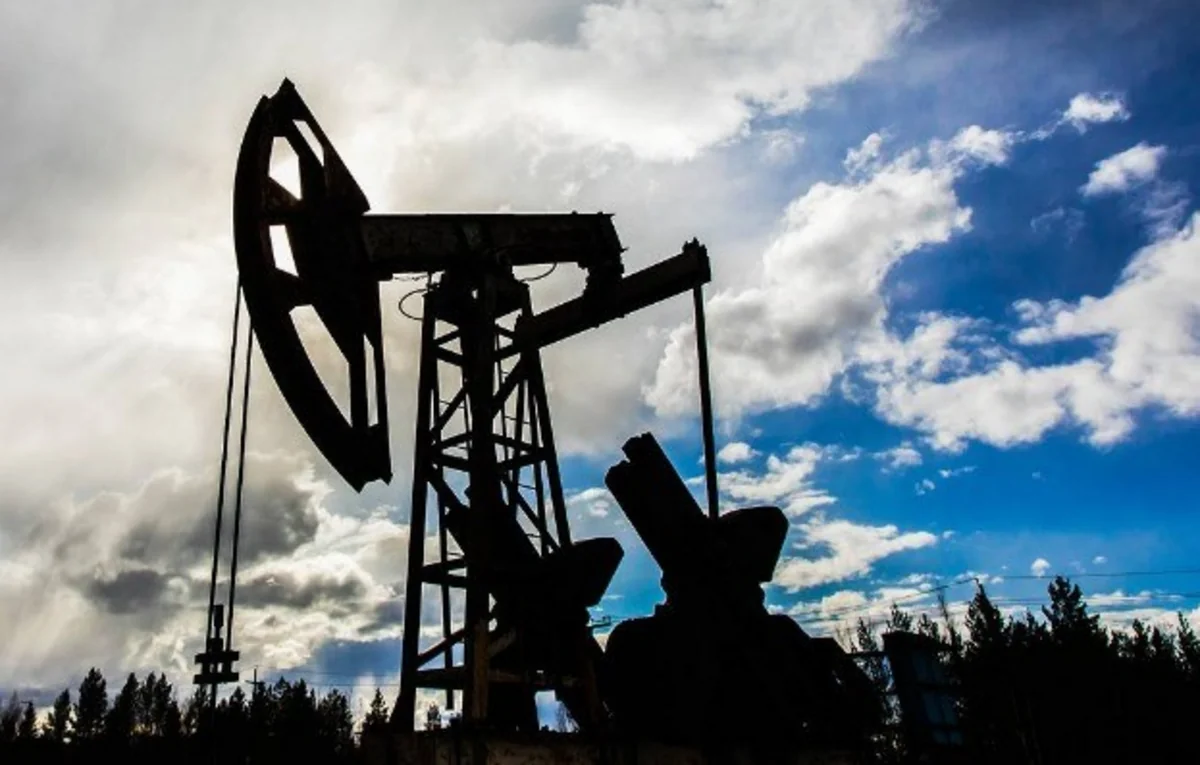 Сегодня министры ОПЕК+ обсудят ситуацию на нефтяном рынке
