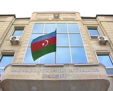 Azərbaycana satış məqsədi ilə 10 kiloqramdan çox tiryək gətirən şəxs saxlanılıb