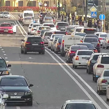 Bakının bir sıra yollarında tıxac var - SİYAHI