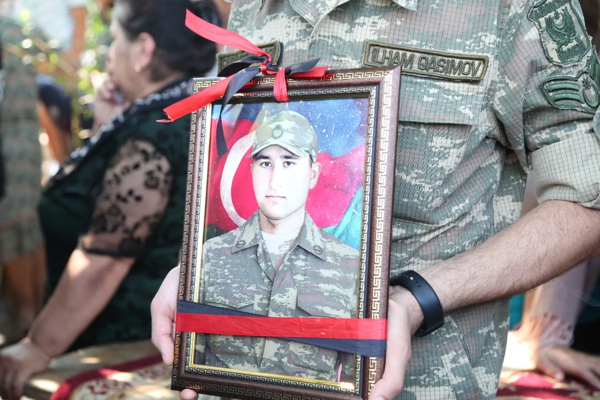 Azərbaycan Ordusunun şəhid olan əsgəri dəfn edilib - YENİLƏNİB