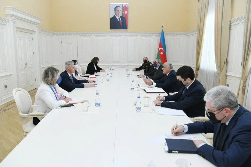 Али Асадов встретился с заместителем премьер-министра Латвии