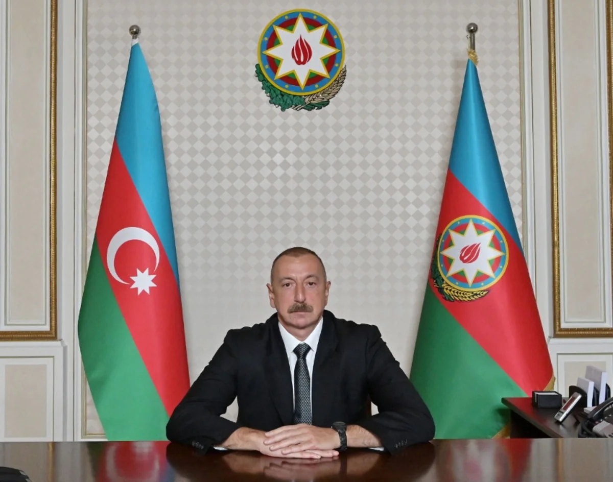 Prezident yeni dərs ili münasibətilə müəllim və şagirdlərə müraciət edib