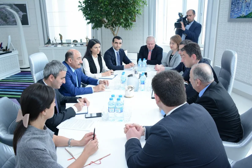 Əbülfəs Qarayev Gürcüstanın iqtisadiyyat və davamlı inkişaf naziri ilə görüşüb