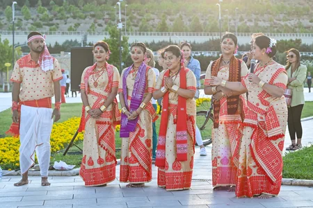 Picturesque Baku Boulevard, overlooking iconic Baku Eye, hosts mesmerizing yoga extravaganza