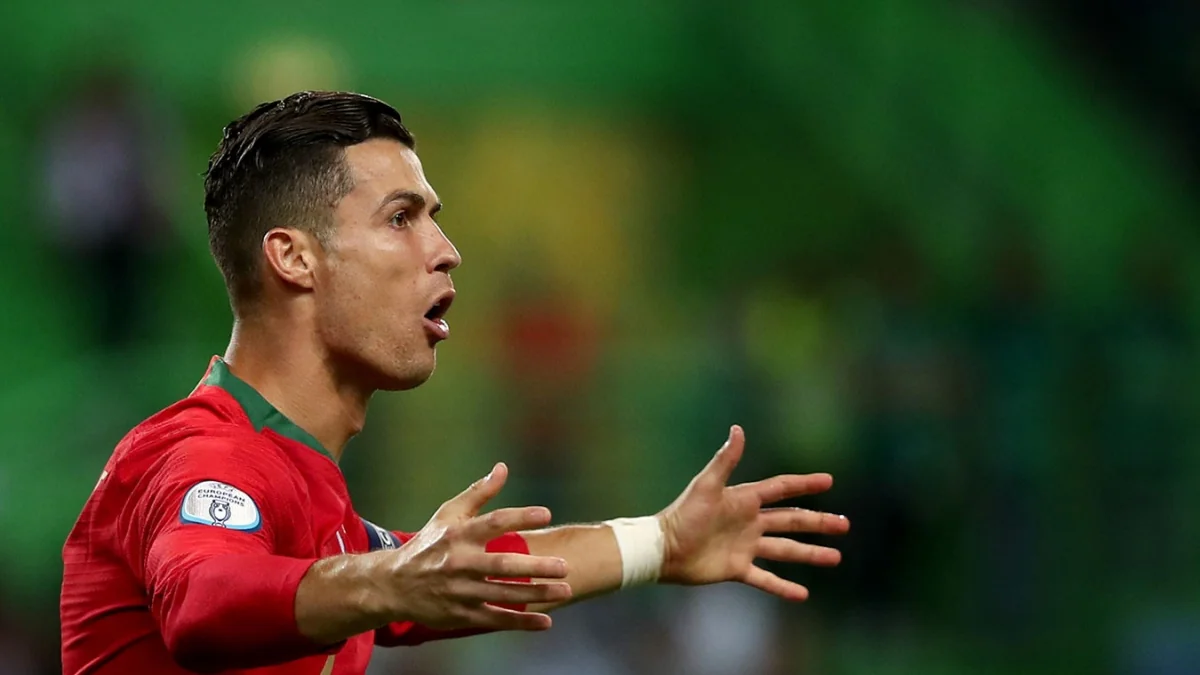 KİV: PSJ Ronaldunun transferindən imtina etmək istəmir