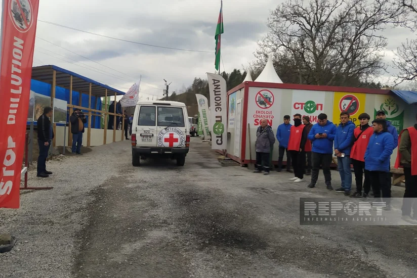 По дороге Ханкенди-Лачын беспрепятственно проехали автомобили МККК