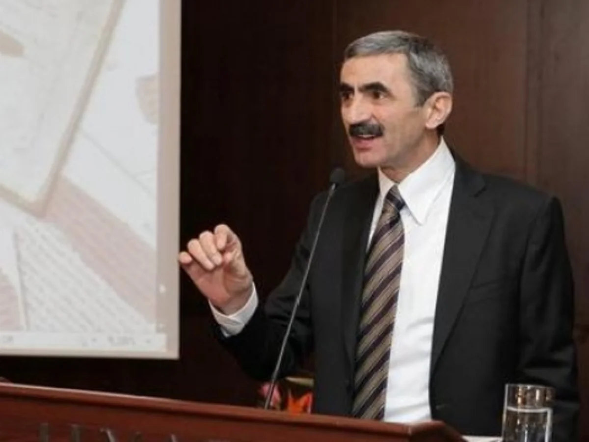 Aslan İsmayılov deputatlığa namizədliyini irəli sürüb