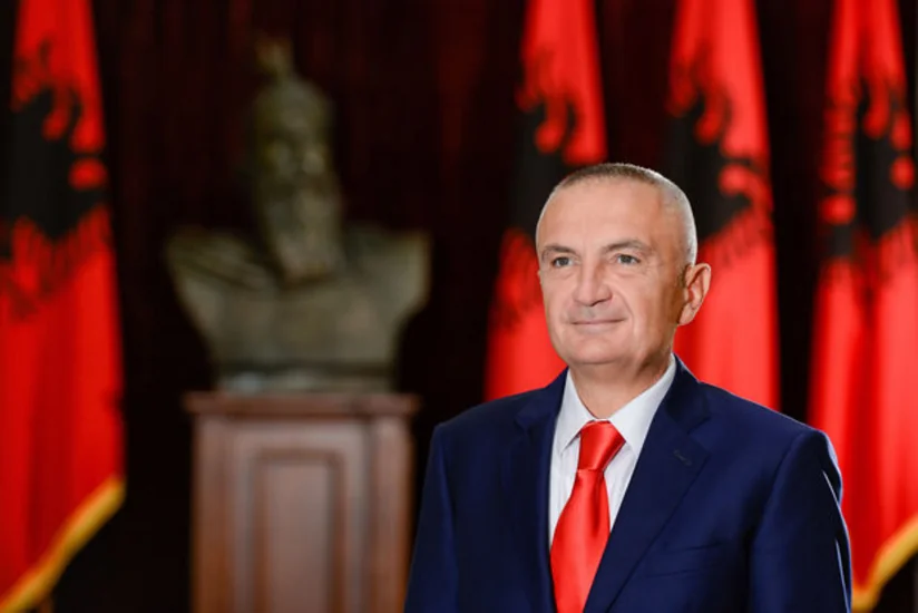 Глава Албании поздравил президента Ильхама Алиева
