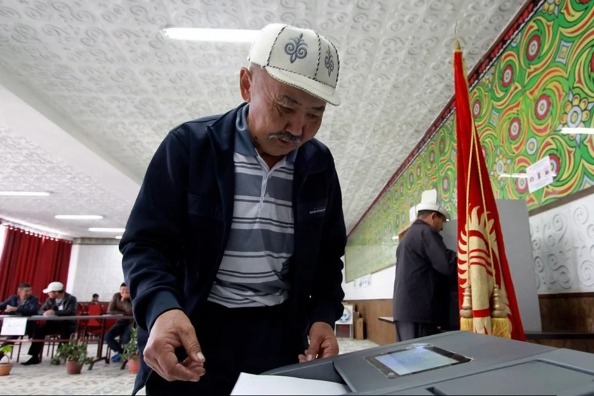 Bu gün Qırğızıstanda prezident seçkiləri keçiriləcək
