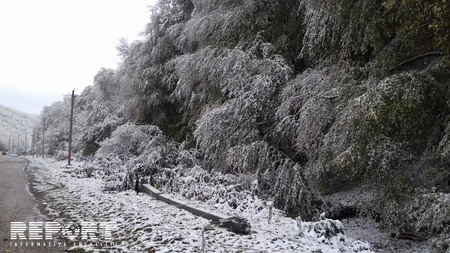 Снегопад в Гусарском районе оставил без света горное село - ФОТО