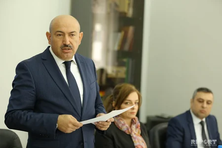DTX-nın Akademiyasında “Sosial şəbəkələrin gənclərin həyatında rolu: müsbət və mənfi tərəfləri” mövzusunda seminar təşkil edilib