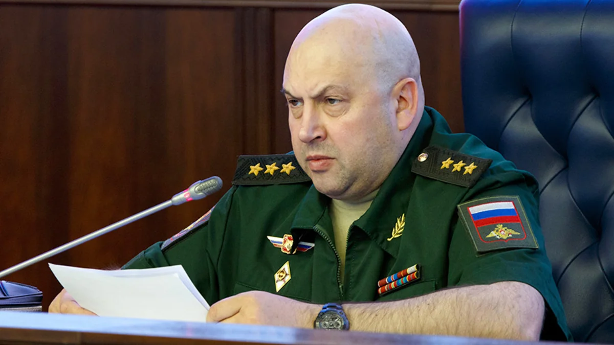 Новым главой ВКС России стал командующий группировкой войск в Сирии Суровикин