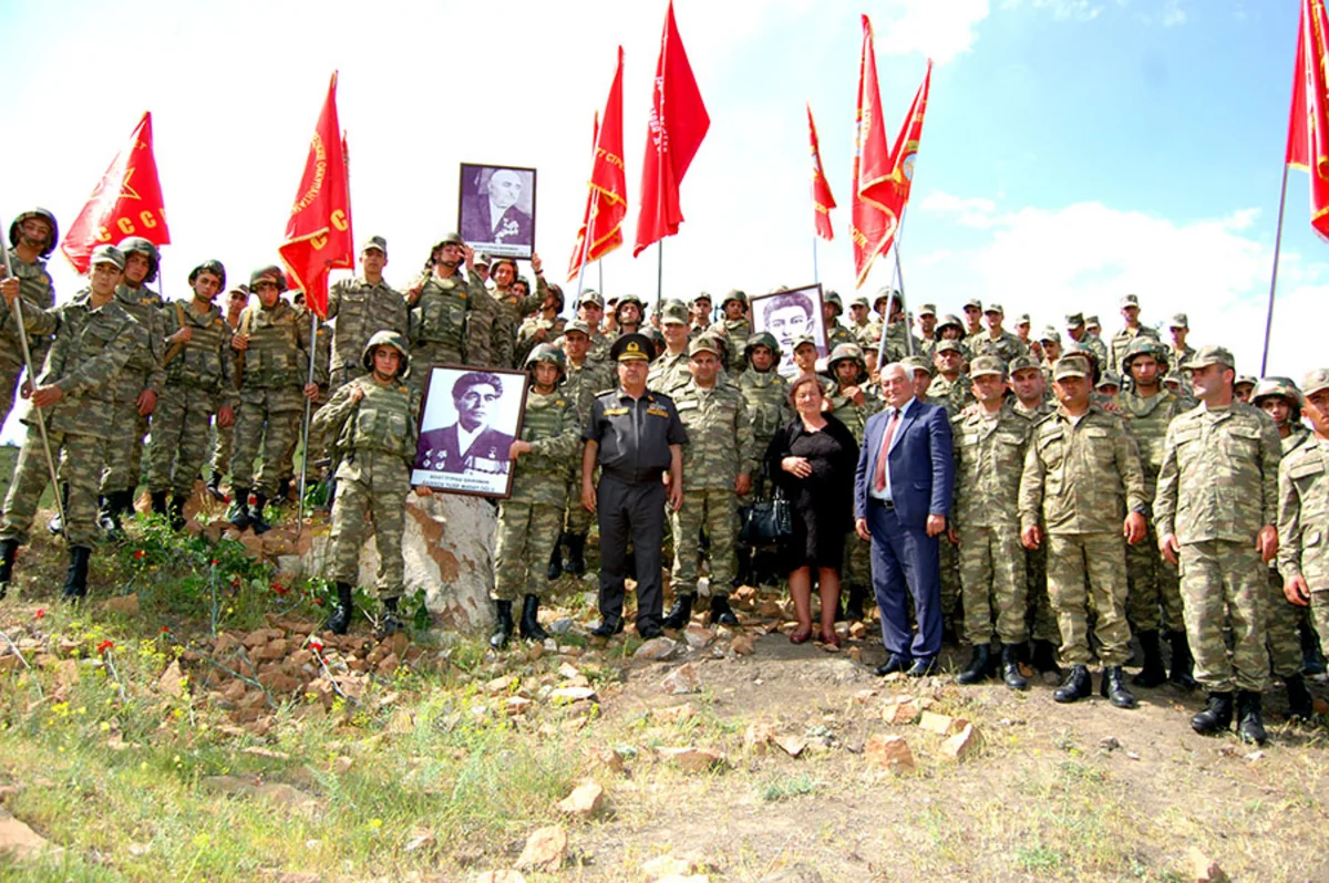 “Qələbə Bayrağına düzlən!” devizi altında hərbi-vətənpərvərlik marafonu keçirilib