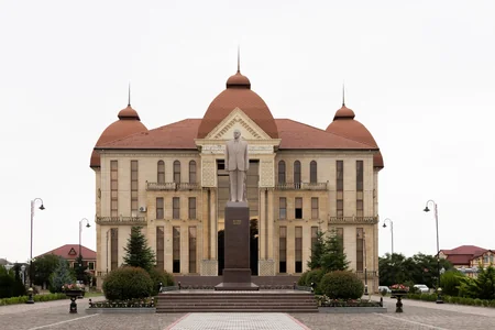 Vilayət Eyvazov Qubada vətəndaş qəbulu və sıra baxışı keçirib