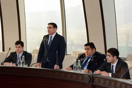 DGK-da Yaşıl dəhliz sisteminin tətbiqi ilə bağlı sahibkarlarla görüşlər keçirilib