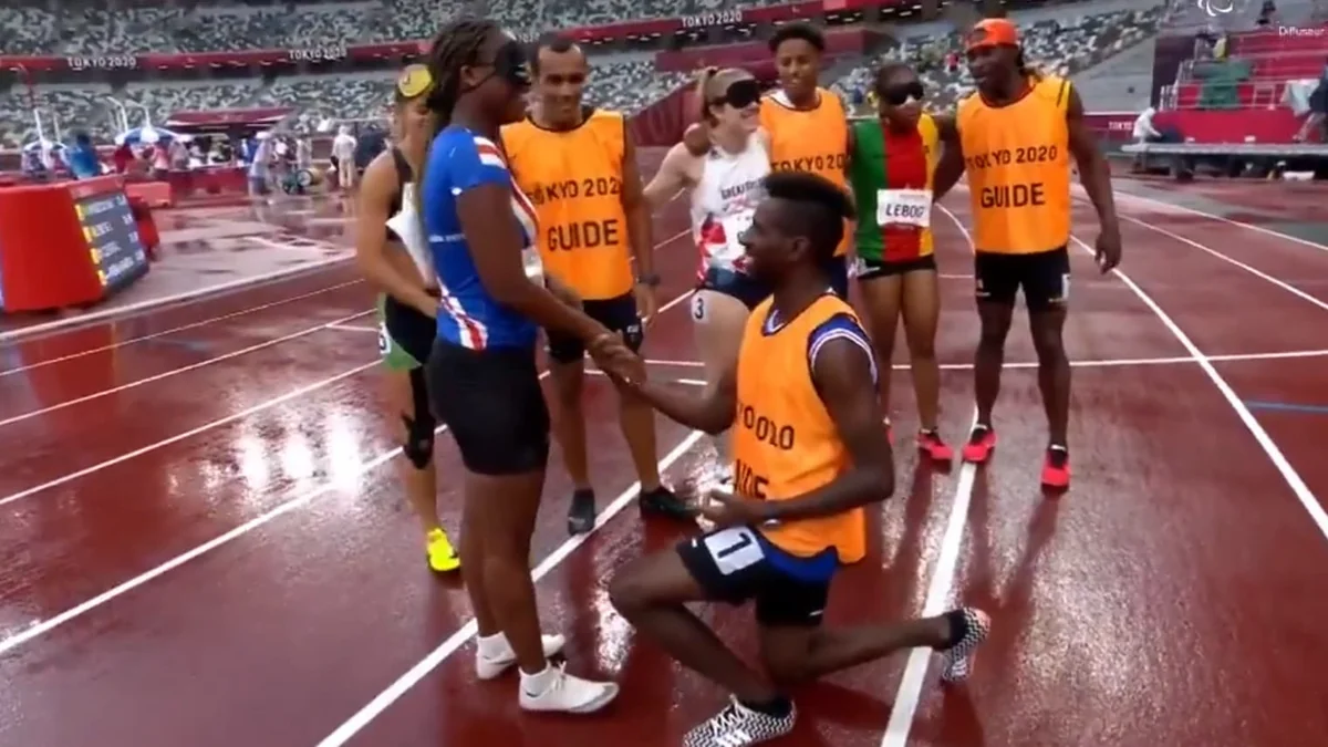 Qadın paralimpiyaçı qaçış zolağında evlilik təklifi alıb