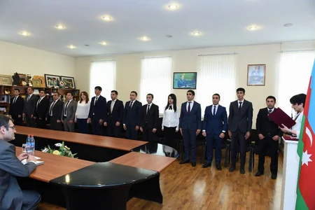 Gənclər və İdman Nazirliyində daimi dövlət qulluqçuları and içib