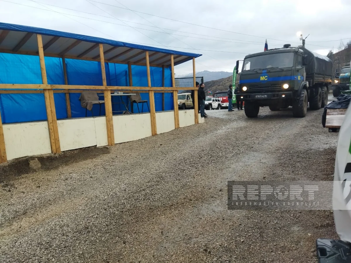 Xankəndi-Laçın yolunda keçən sülhməramlıların 97 avtomobili maneəsiz keçid edib - YENİLƏNİB-10