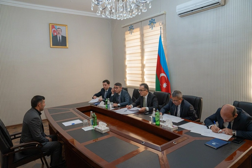 Dövlət Komitəsinin sədri Ağcabədidə vətəndaşları qəbul edib