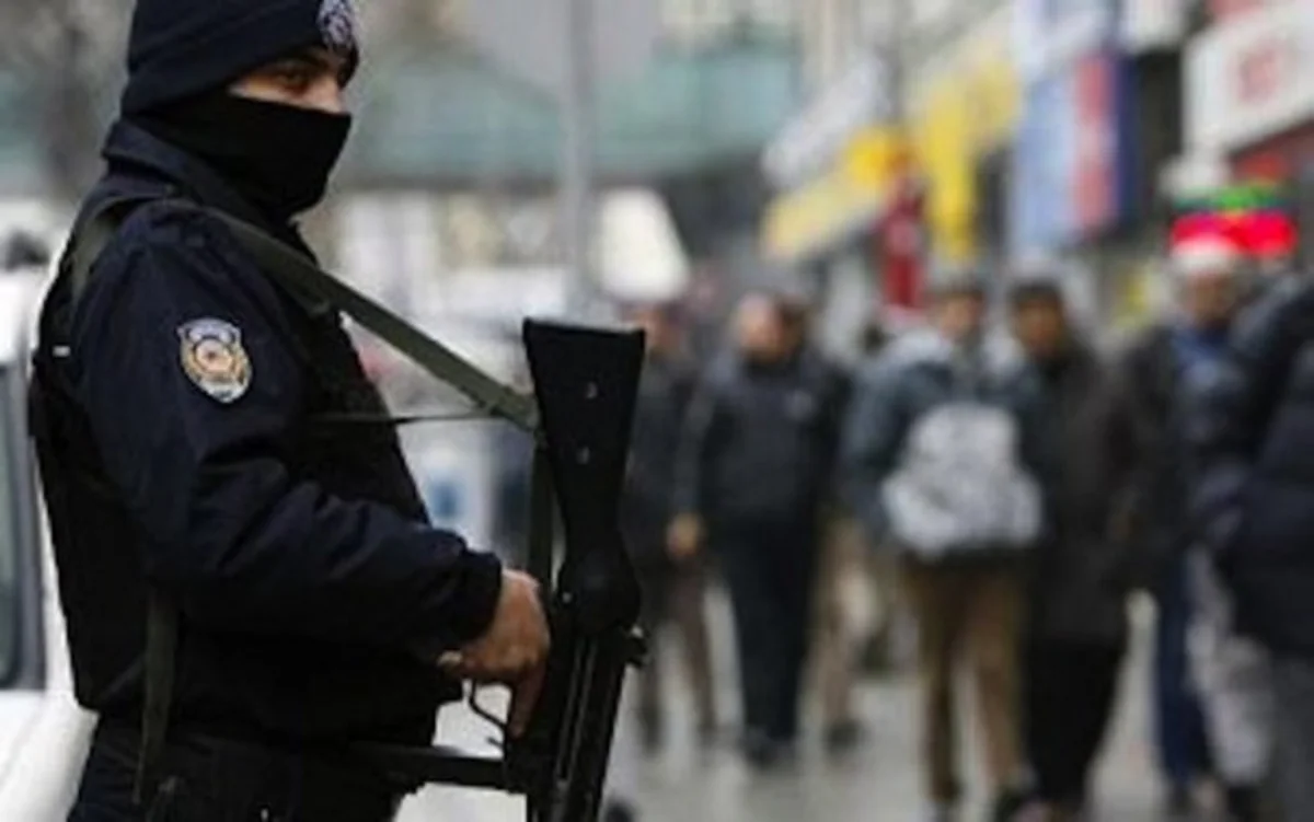 ​Türkiyədə terror aktı nəticəsində 2 polis ölüb, 5 nəfər yaralanıb