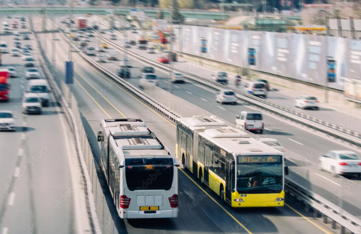 Bakıda metrobuslardan istifadə edilməsi təklif olunur