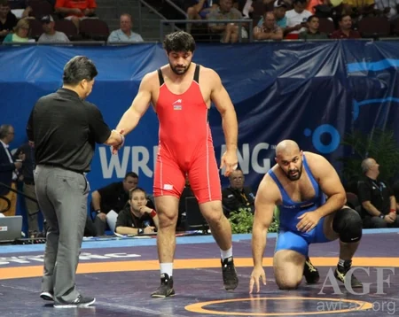 ​Azərbaycan güləşçisi dünya ikincisi olub və Olimpiadaya vəsiqə qazanıb - FOTO - VİDEO